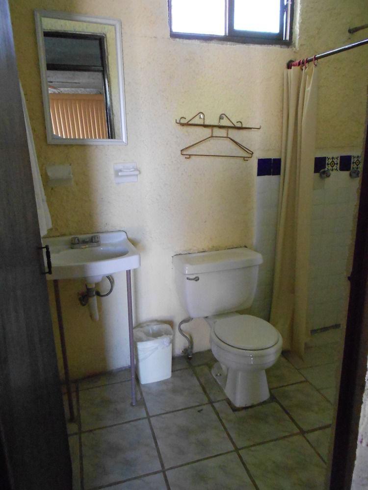 Hotel Santa Rosa General Cepeda エクステリア 写真