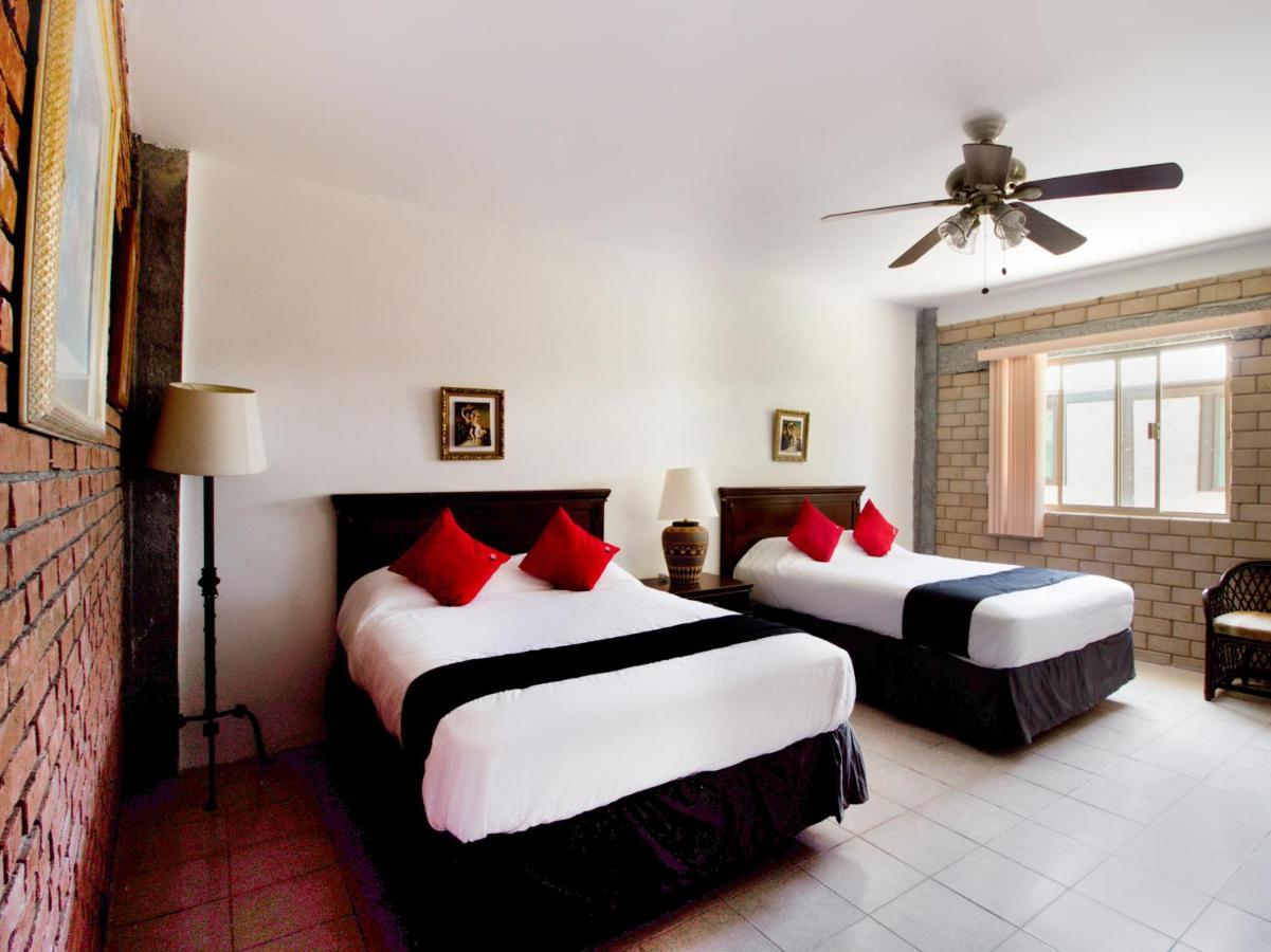 Hotel Santa Rosa General Cepeda エクステリア 写真